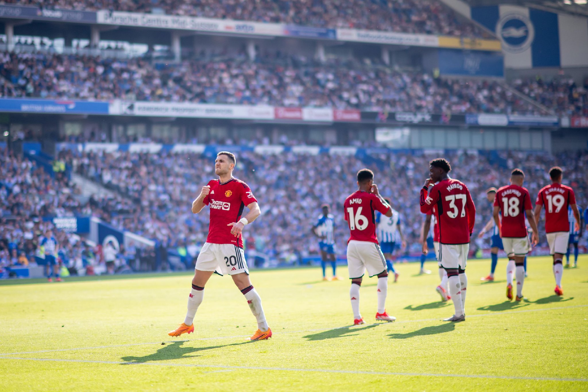 之间的谈判 之间的谈判